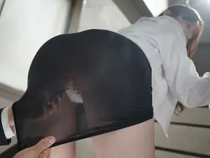 Anh trai làm tình người yêu khi phát hiện thường live stream khoe vú trên douyin