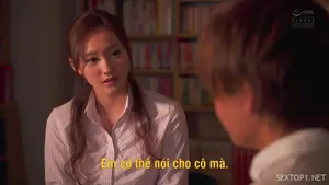 Nữ thần sắc đẹp trường học Hạ Tông lộ mặt làm chó cái cho đại gia trâu thủ dâm và phun nước. Ngôi sao trông dễ thương quá. Có những người xinh đẹp hơn cô ấy nhưng không quyến rũ bằng cô ấy. Nguồn: @swaglive