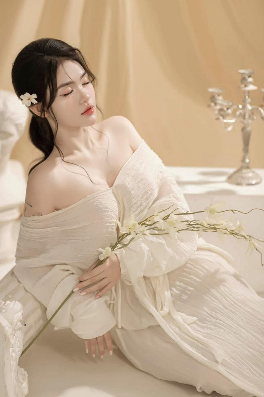 cái biểu cảm này🌚